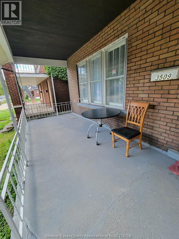 3509 PETER, Windsor, Ontario