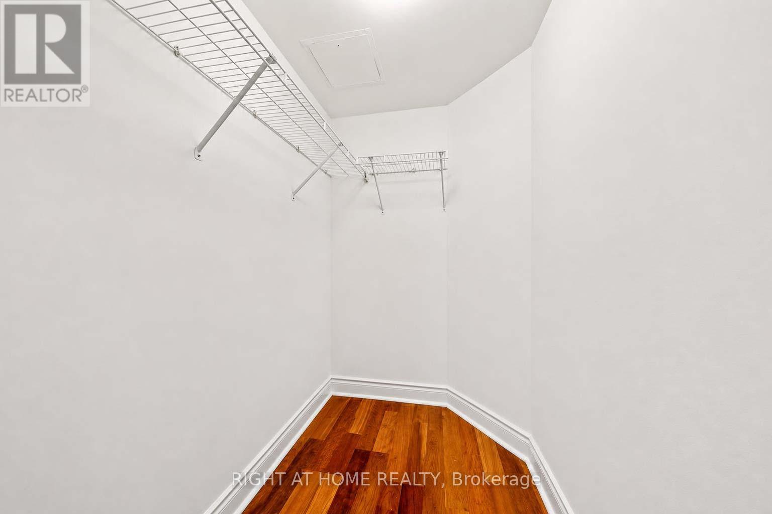 1405 - 10 Northtown Way, Toronto, Ontario  M2N 7L4 - Photo 16 - C13486436