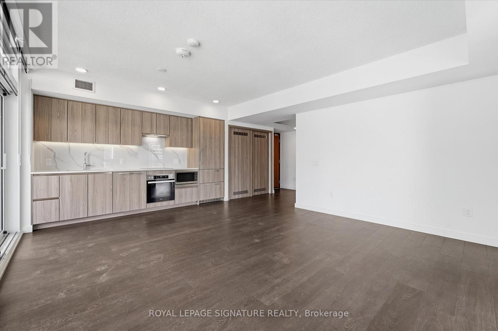 3003 - 1 Concord Cityplace Way, Toronto, Ontario  M5V 0T5 - Photo 13 - C13486494