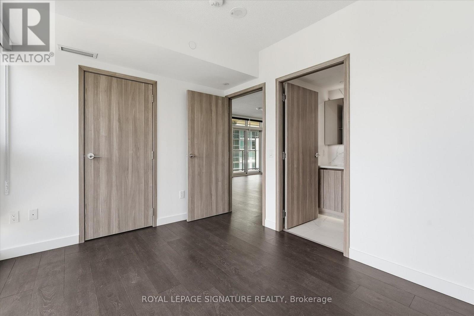 3003 - 1 Concord Cityplace Way, Toronto, Ontario  M5V 0T5 - Photo 17 - C13486494
