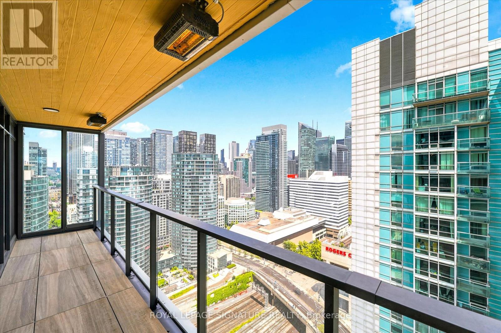3003 - 1 Concord Cityplace Way, Toronto, Ontario  M5V 0T5 - Photo 24 - C13486494