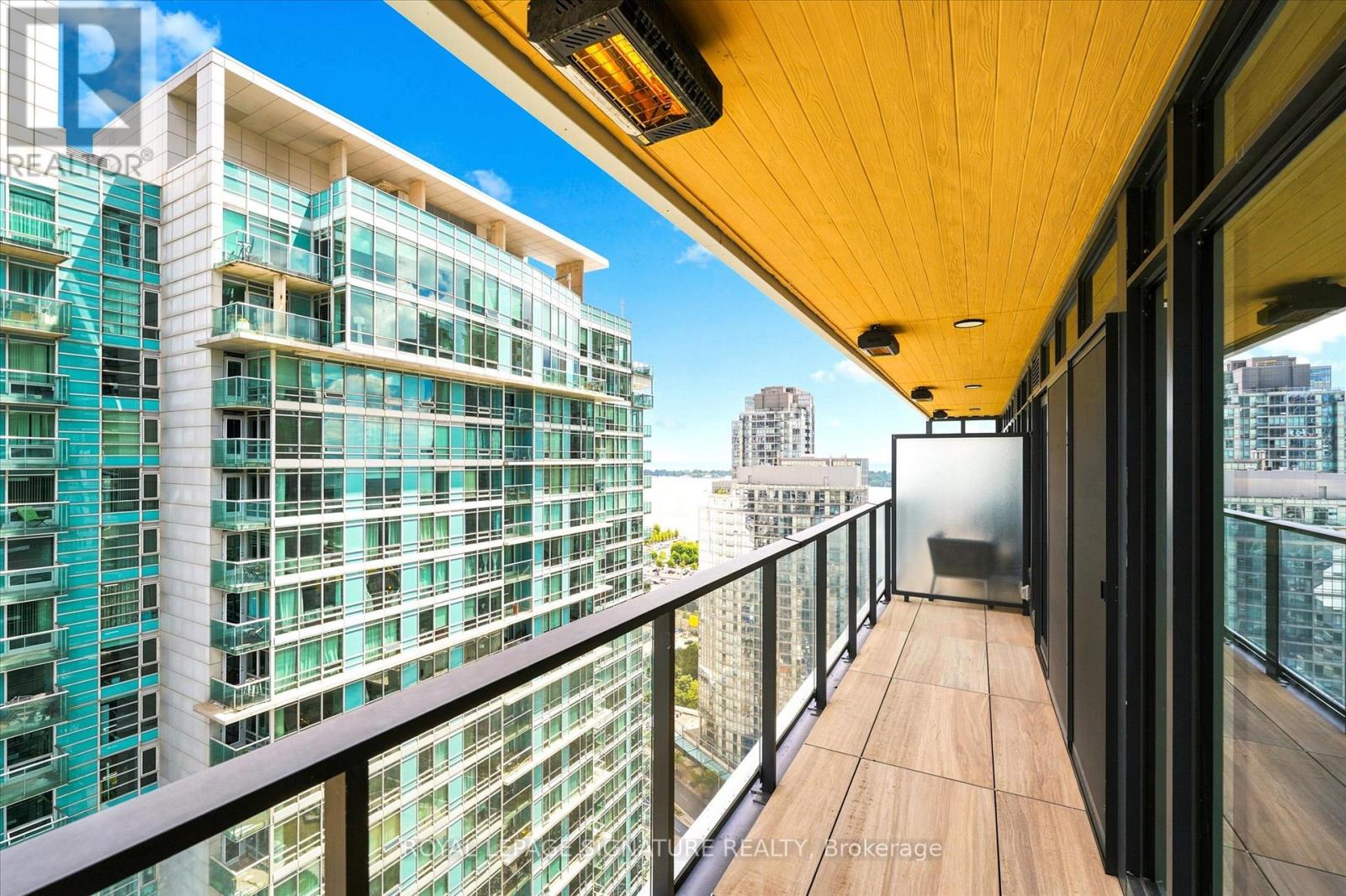 3003 - 1 Concord Cityplace Way, Toronto, Ontario  M5V 0T5 - Photo 25 - C13486494