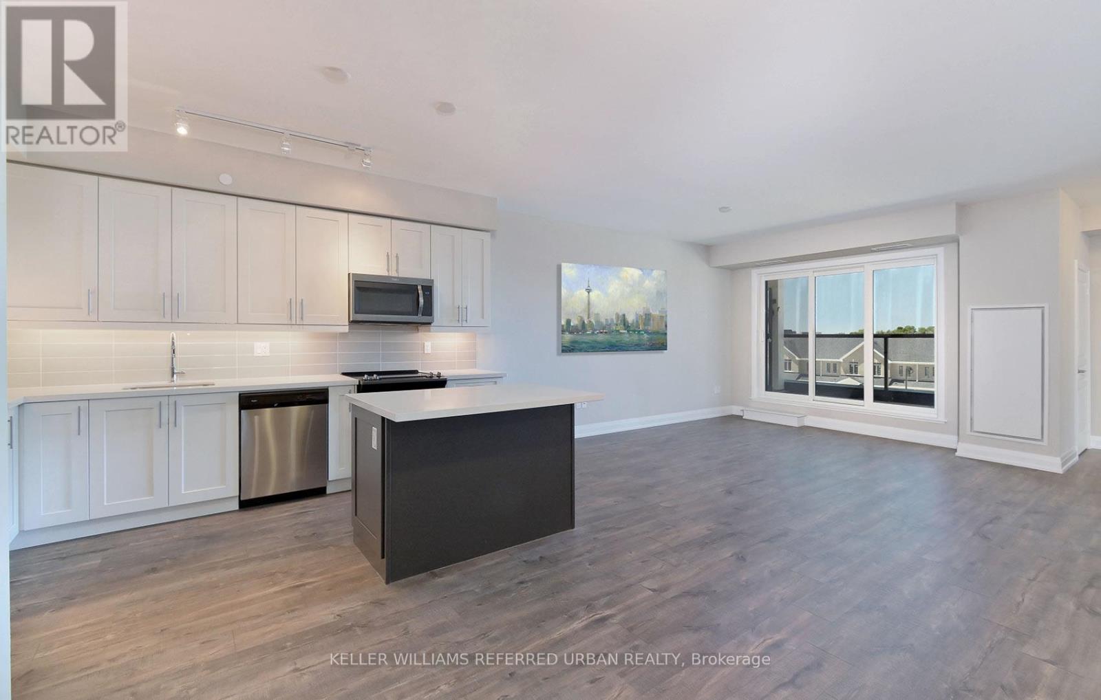 231 - 555 WILLIAM GRAHAM DRIVE, Aurora, Ontario