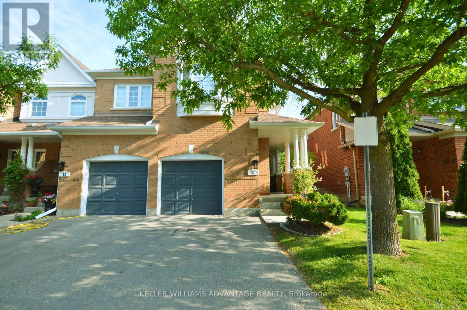 11 - 190 Harding Boulevard, Richmond Hill, Ontario  L4C 0J9 - Photo 2 - N13486484