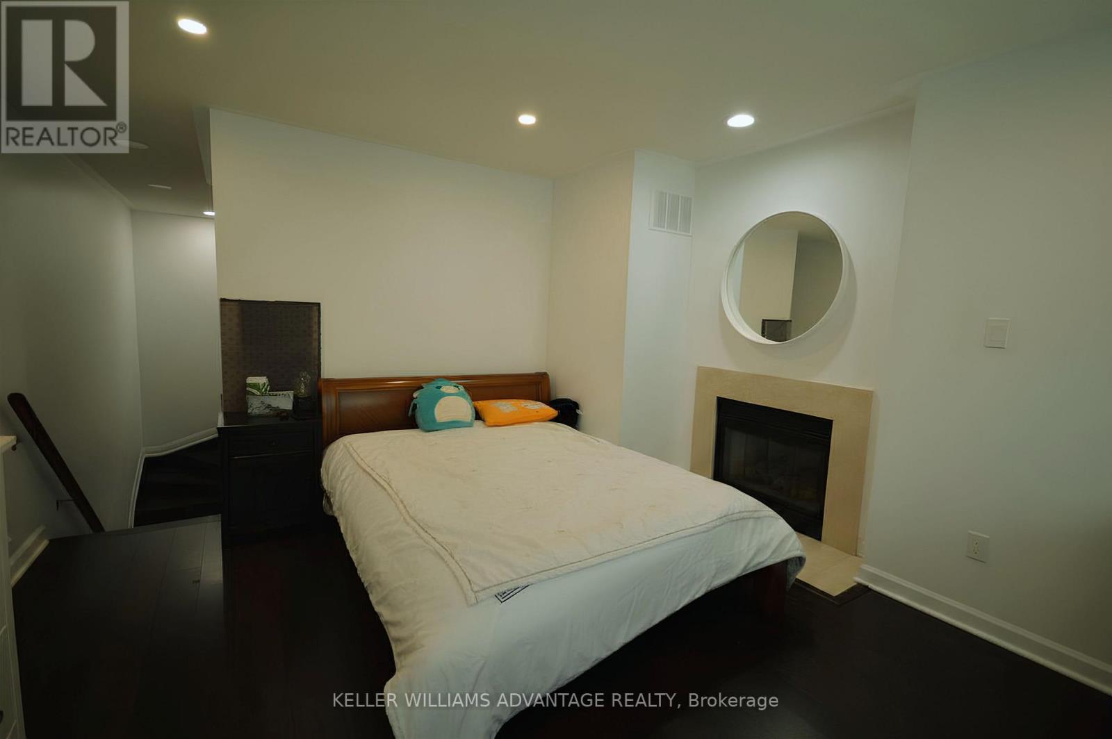 11 - 190 Harding Boulevard, Richmond Hill, Ontario  L4C 0J9 - Photo 7 - N13486484