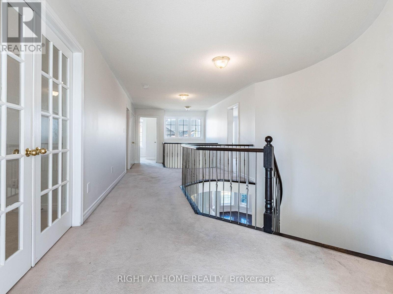 5441 Valhalla Crescent, Mississauga, Ontario  L5M 0K5 - Photo 21 - W13486448