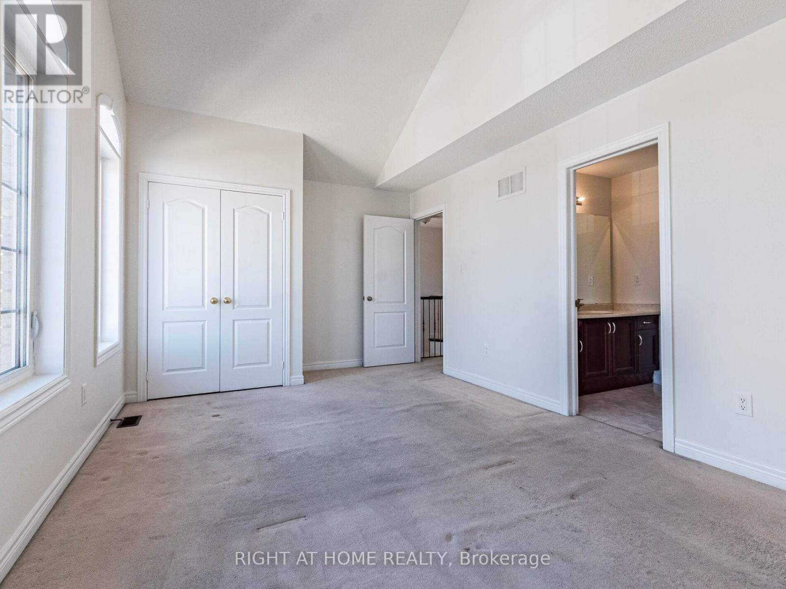 5441 Valhalla Crescent, Mississauga, Ontario  L5M 0K5 - Photo 31 - W13486448