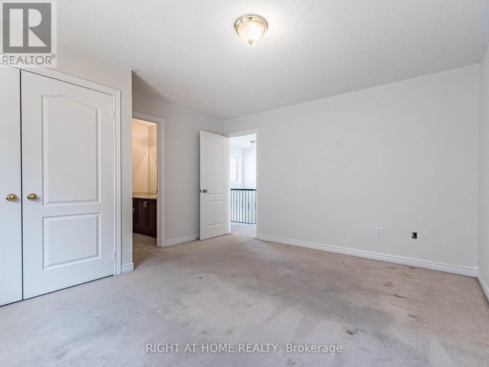 5441 Valhalla Crescent, Mississauga, Ontario  L5M 0K5 - Photo 33 - W13486448