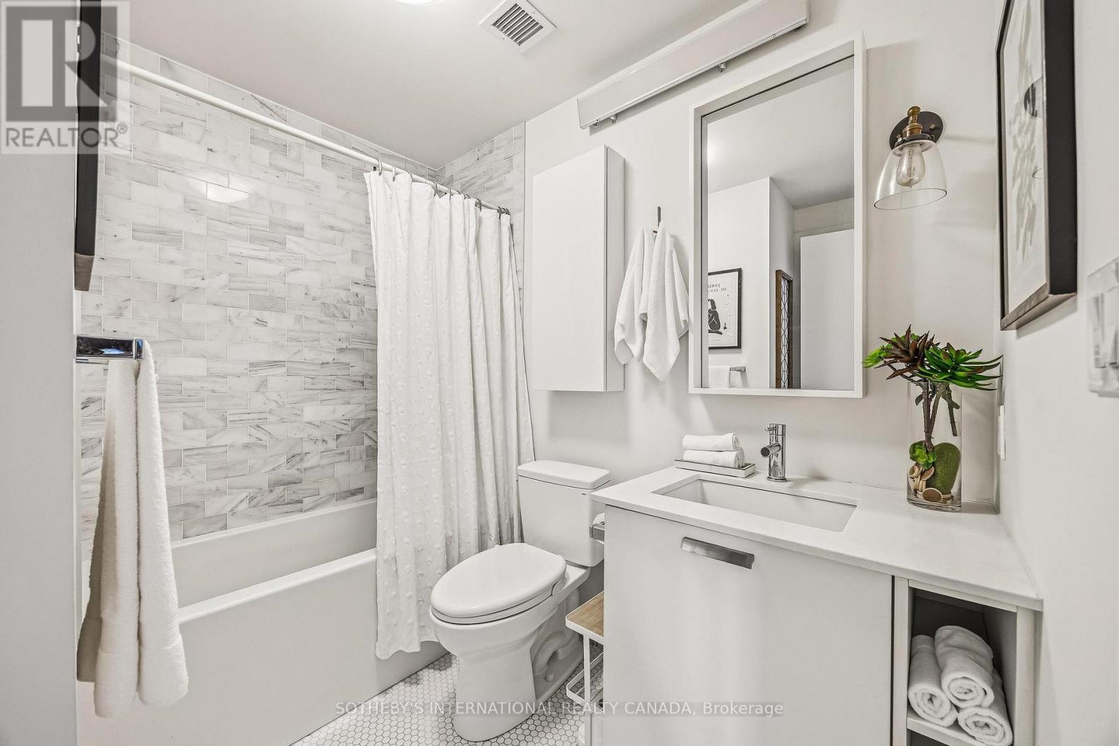 104 - 245 Perth Avenue N, Toronto, Ontario  M6P 3X9 - Photo 18 - W13486464