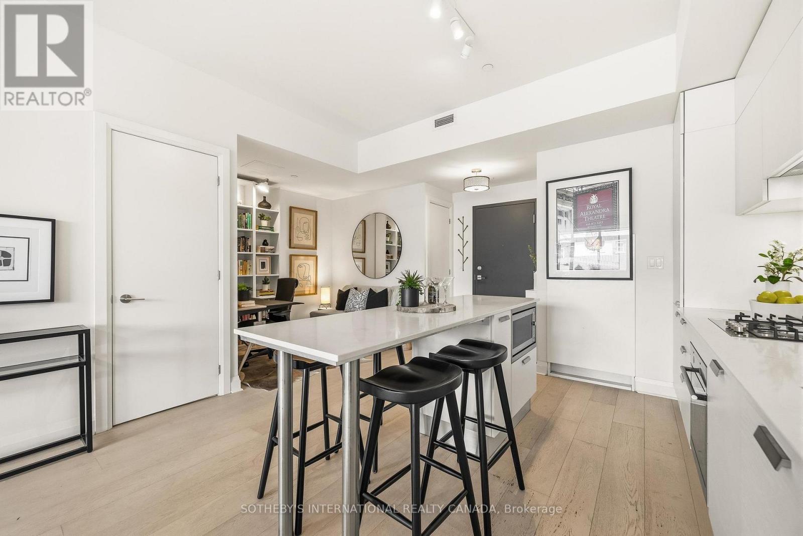 104 - 245 Perth Avenue N, Toronto, Ontario  M6P 3X9 - Photo 7 - W13486464