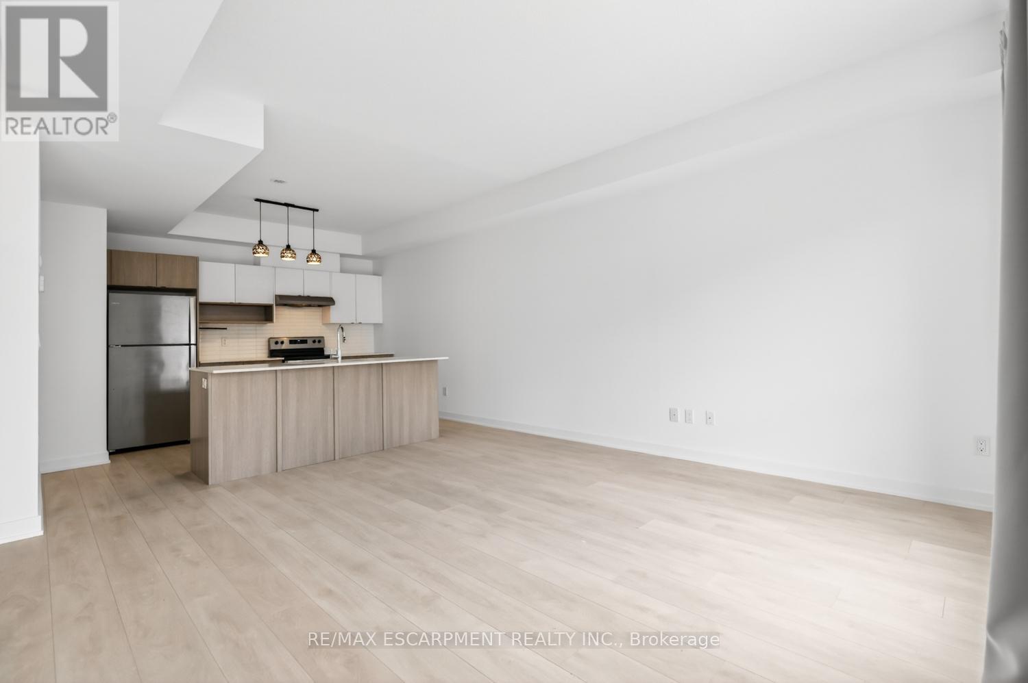 32 - 1121 Cooke Boulevard, Burlington, Ontario  L7T 0C3 - Photo 11 - W13486490