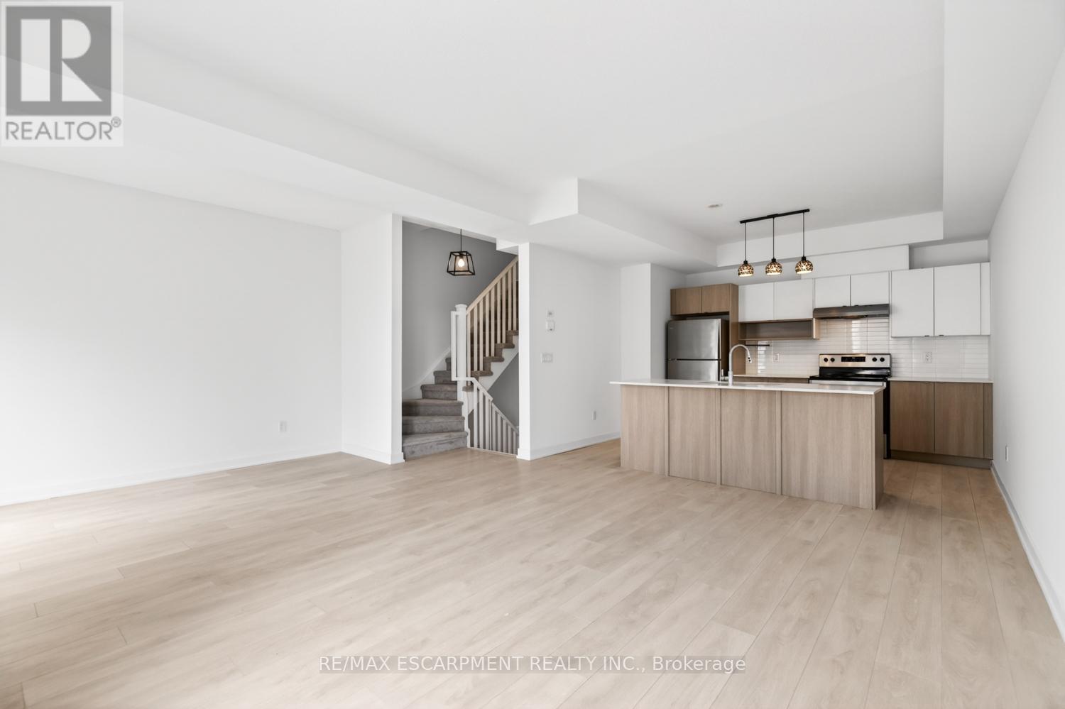 32 - 1121 Cooke Boulevard, Burlington, Ontario  L7T 0C3 - Photo 9 - W13486490