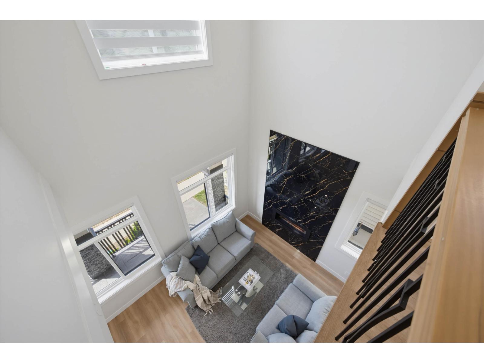 16707 15a Avenue, Surrey, British Columbia  V3Z 9M4 - Photo 5 - R3139757