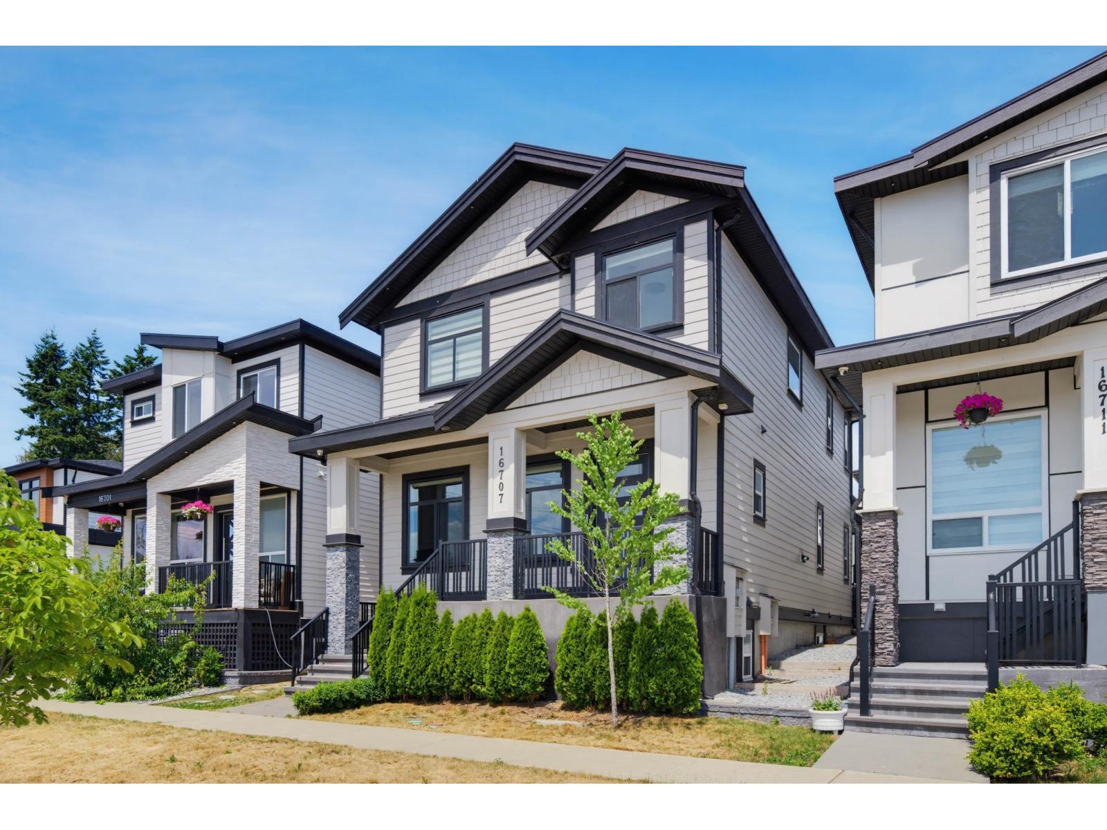 16707 15a Avenue, Surrey, British Columbia  V3Z 9M4 - Photo 3 - R3139757