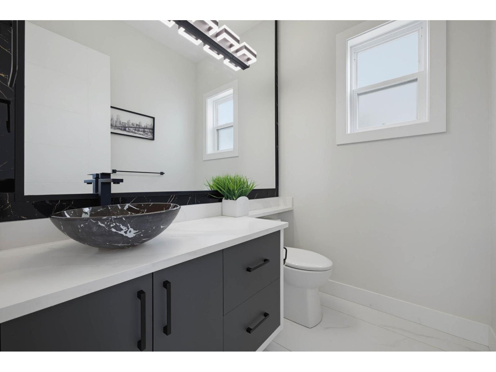 16707 15a Avenue, Surrey, British Columbia  V3Z 9M4 - Photo 9 - R3139757