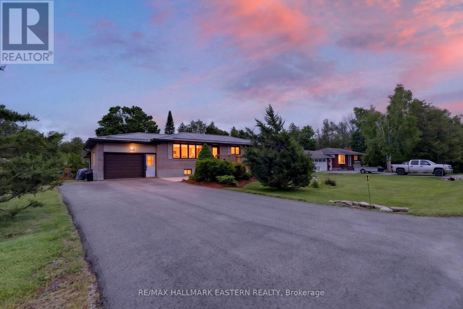 803 Derby Drive, Selwyn, Ontario  K0L 1T0 - Photo 2 - X13483992