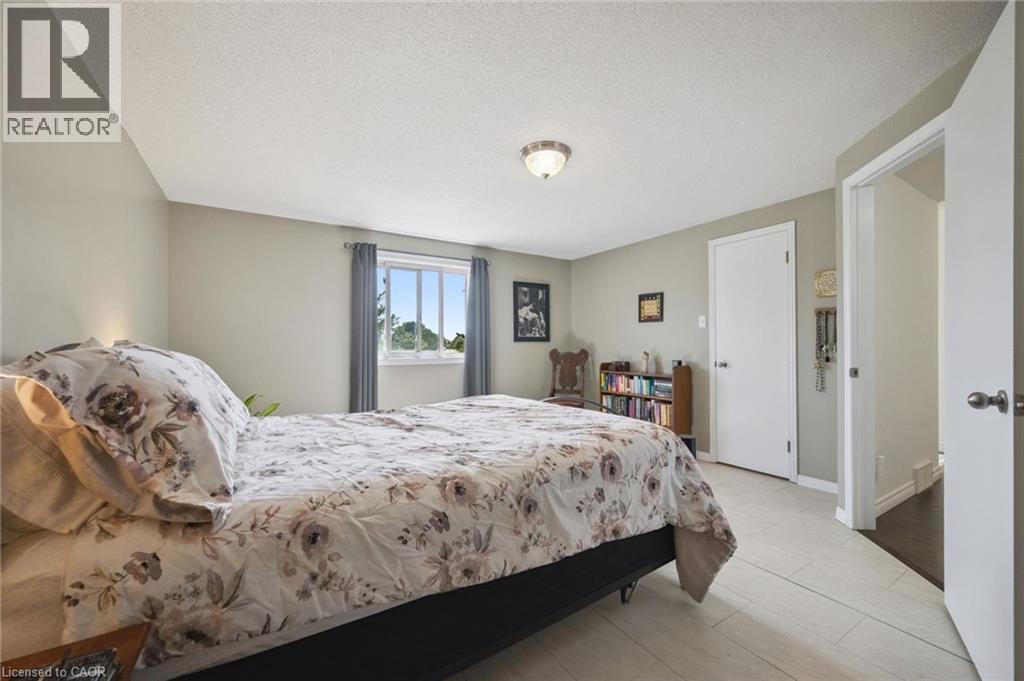 282 Newbury Drive, Kitchener, Ontario  N2N 3A3 - Photo 16 - 40841979