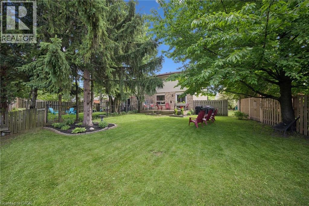 282 Newbury Drive, Kitchener, Ontario  N2N 3A3 - Photo 2 - 40841979