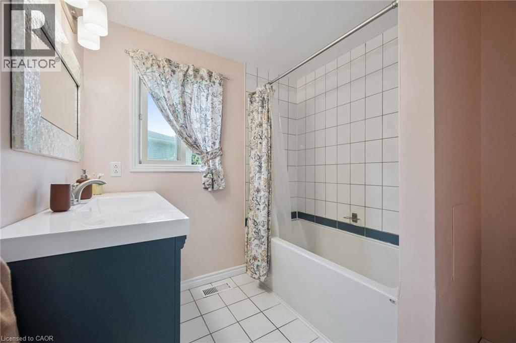 282 Newbury Drive, Kitchener, Ontario  N2N 3A3 - Photo 22 - 40841979