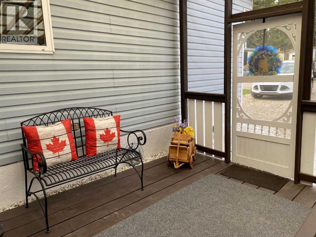 30 Pinewoods Drive, Rural Clearwater County, Alberta  T4T 2A4 - Photo 4 - A2315153