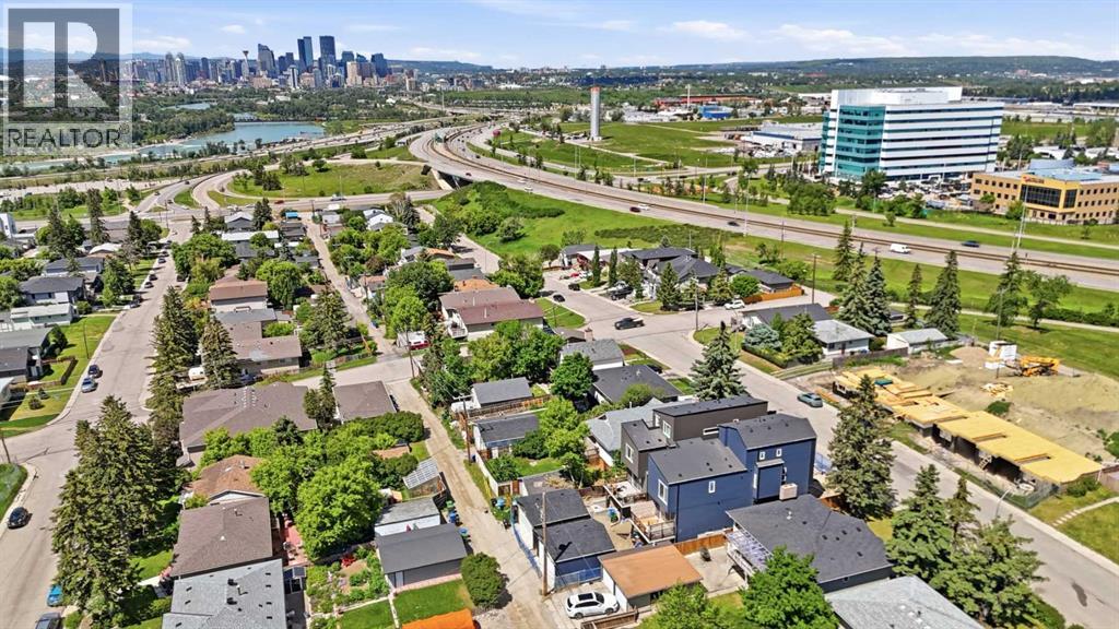 2713 9 Avenue Se, Calgary, Alberta  T2A 0B6 - Photo 3 - A2324121