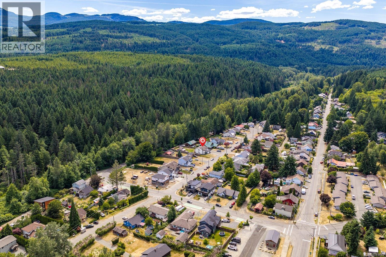 2613 Derwent Ave, Cumberland, British Columbia  V0R 1S0 - Photo 14 - 1041475