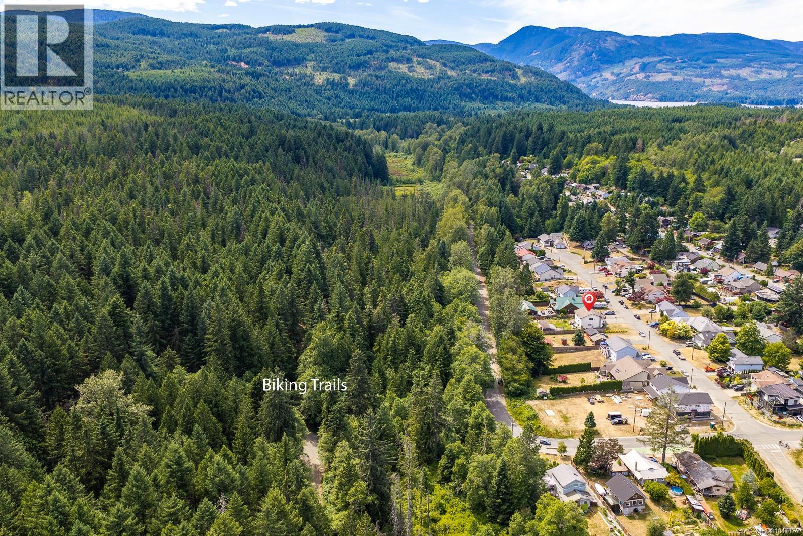 2613 Derwent Ave, Cumberland, British Columbia  V0R 1S0 - Photo 15 - 1041475