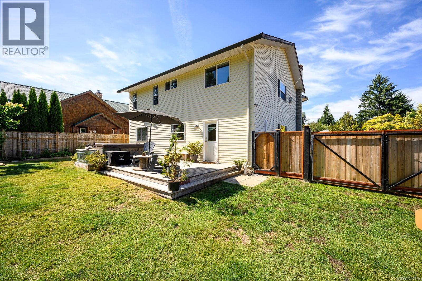 2613 Derwent Ave, Cumberland, British Columbia  V0R 1S0 - Photo 19 - 1041475