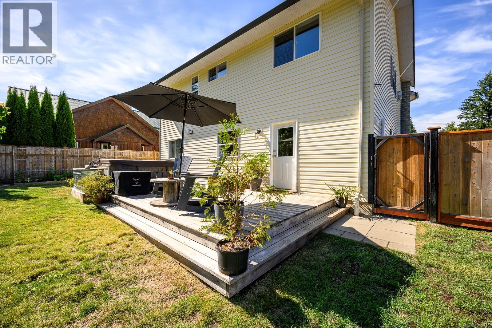 2613 Derwent Ave, Cumberland, British Columbia  V0R 1S0 - Photo 20 - 1041475