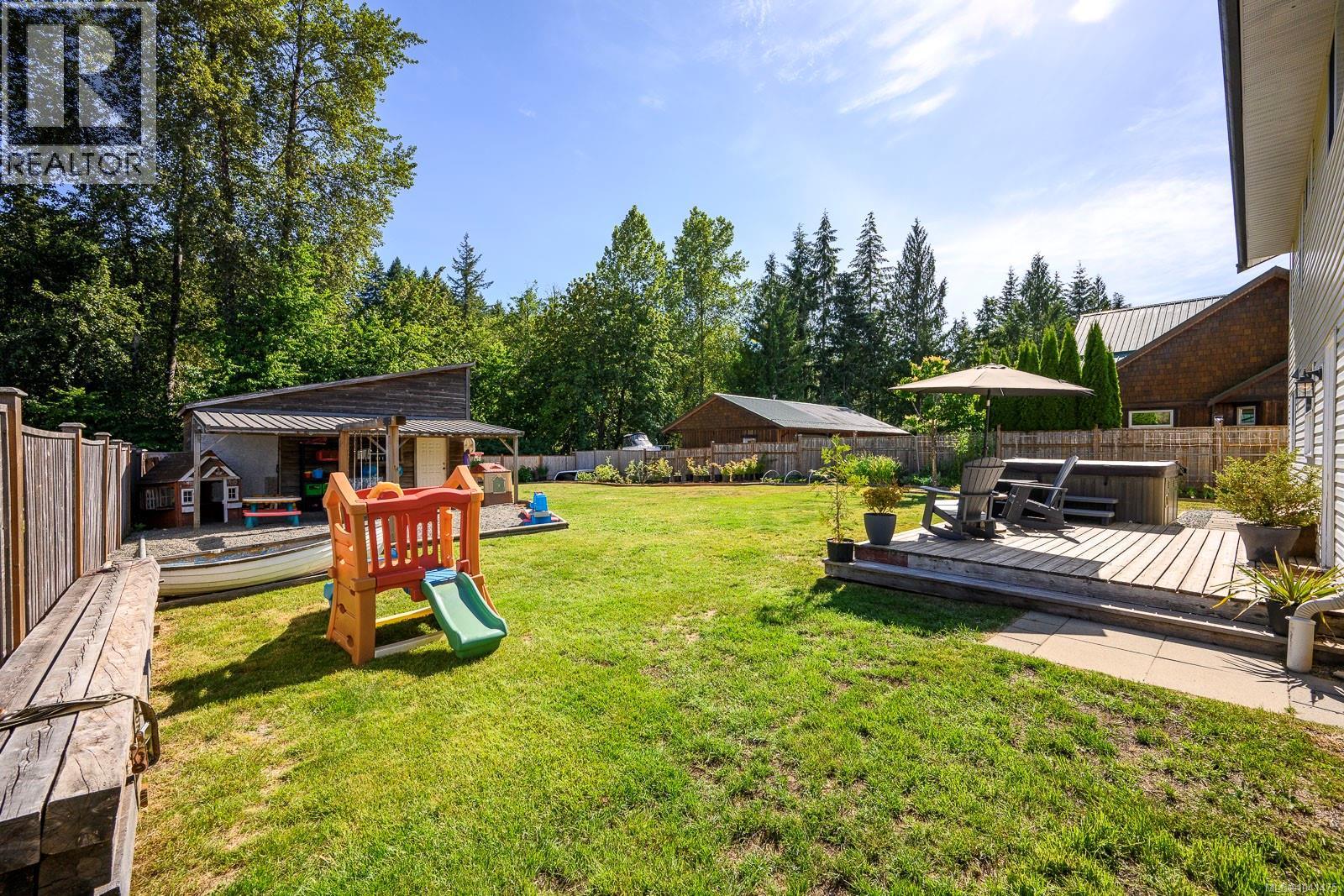 2613 Derwent Ave, Cumberland, British Columbia  V0R 1S0 - Photo 23 - 1041475
