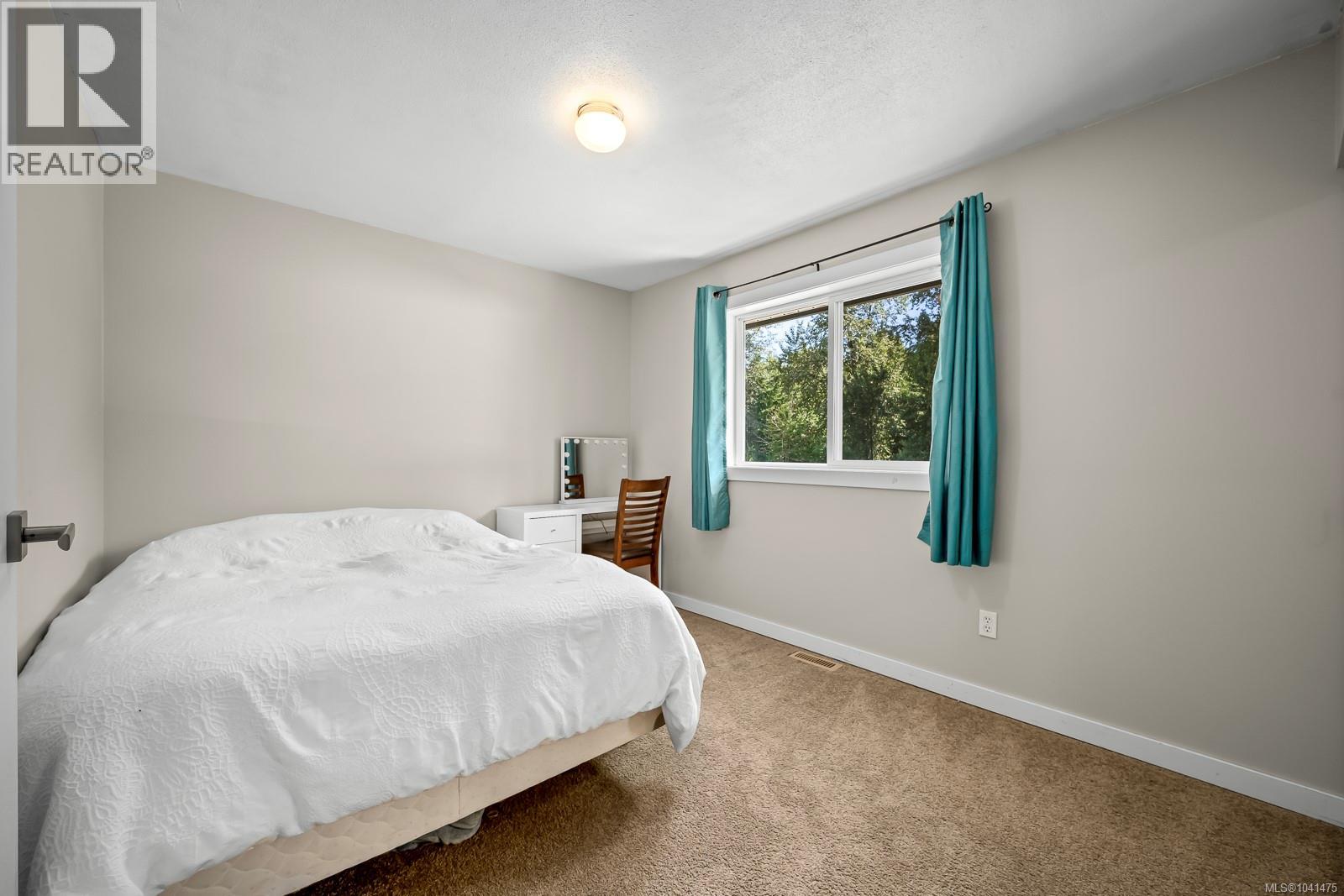 2613 Derwent Ave, Cumberland, British Columbia  V0R 1S0 - Photo 40 - 1041475