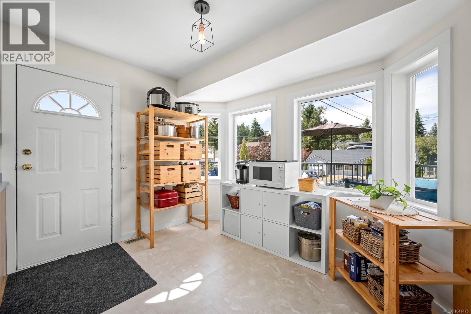 2613 Derwent Ave, Cumberland, British Columbia  V0R 1S0 - Photo 54 - 1041475