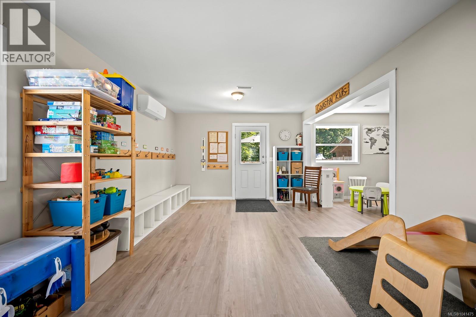 2613 Derwent Ave, Cumberland, British Columbia  V0R 1S0 - Photo 62 - 1041475
