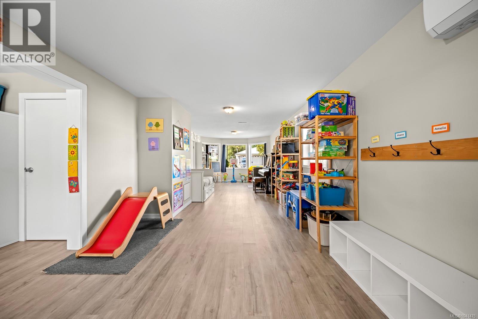 2613 Derwent Ave, Cumberland, British Columbia  V0R 1S0 - Photo 65 - 1041475