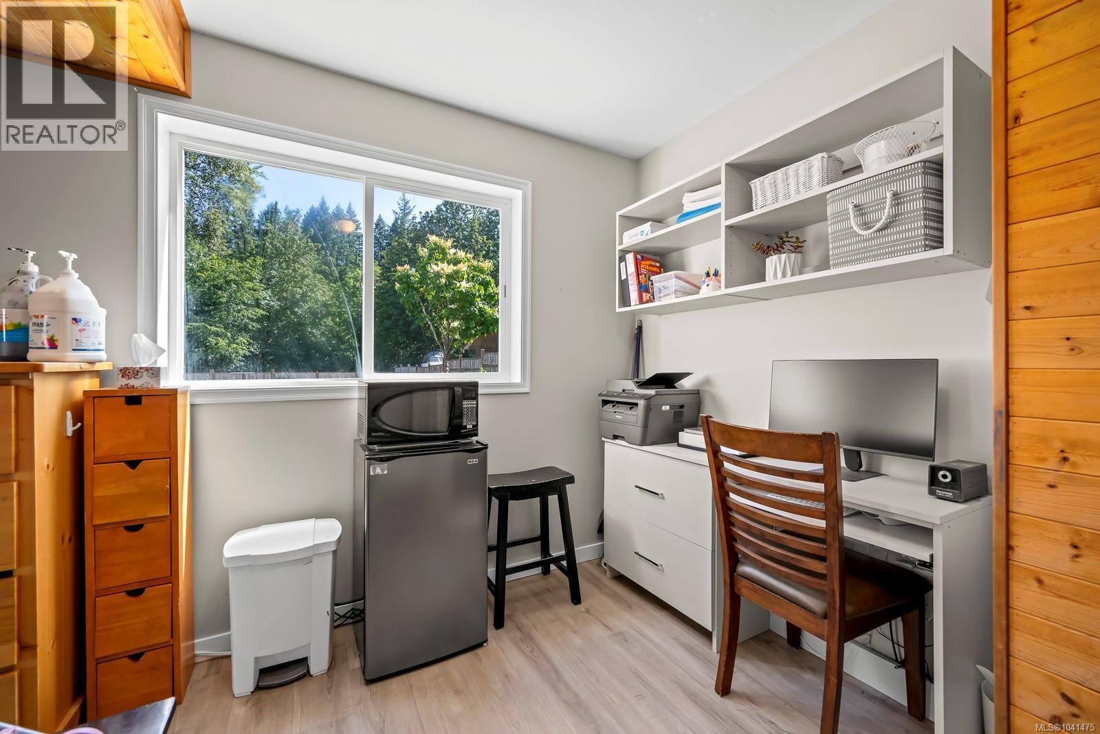 2613 Derwent Ave, Cumberland, British Columbia  V0R 1S0 - Photo 69 - 1041475