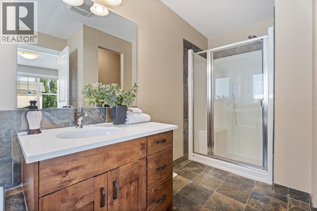 135 Drake Landing View, Okotoks, Alberta  T1S 0A1 - Photo 35 - A2323799