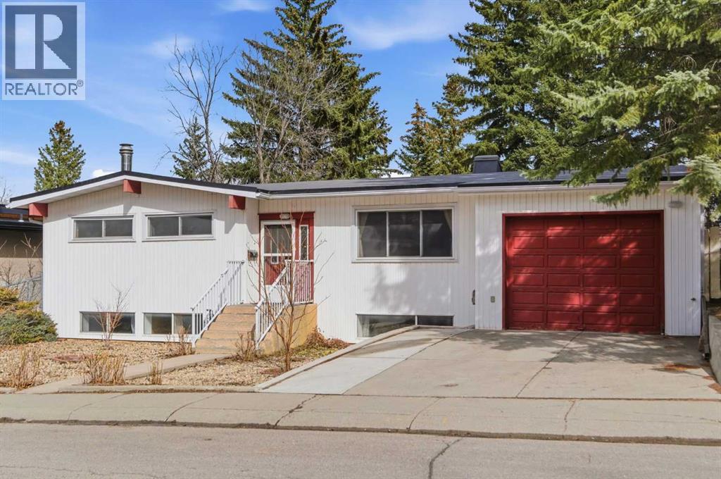 4008 36 Street Nw, Calgary, Alberta  T2L 2A1 - Photo 1 - A2301943