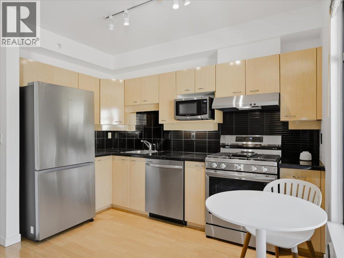 503 2228 Marstrand Avenue, Vancouver, British Columbia  V6K 4T1 - Photo 9 - R3139472