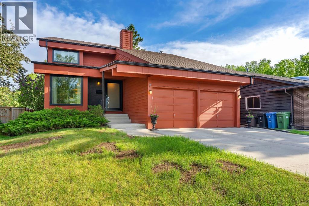 7 Deerwood Road Se, Calgary, Alberta  T2J 6L2 - Photo 2 - A2316466