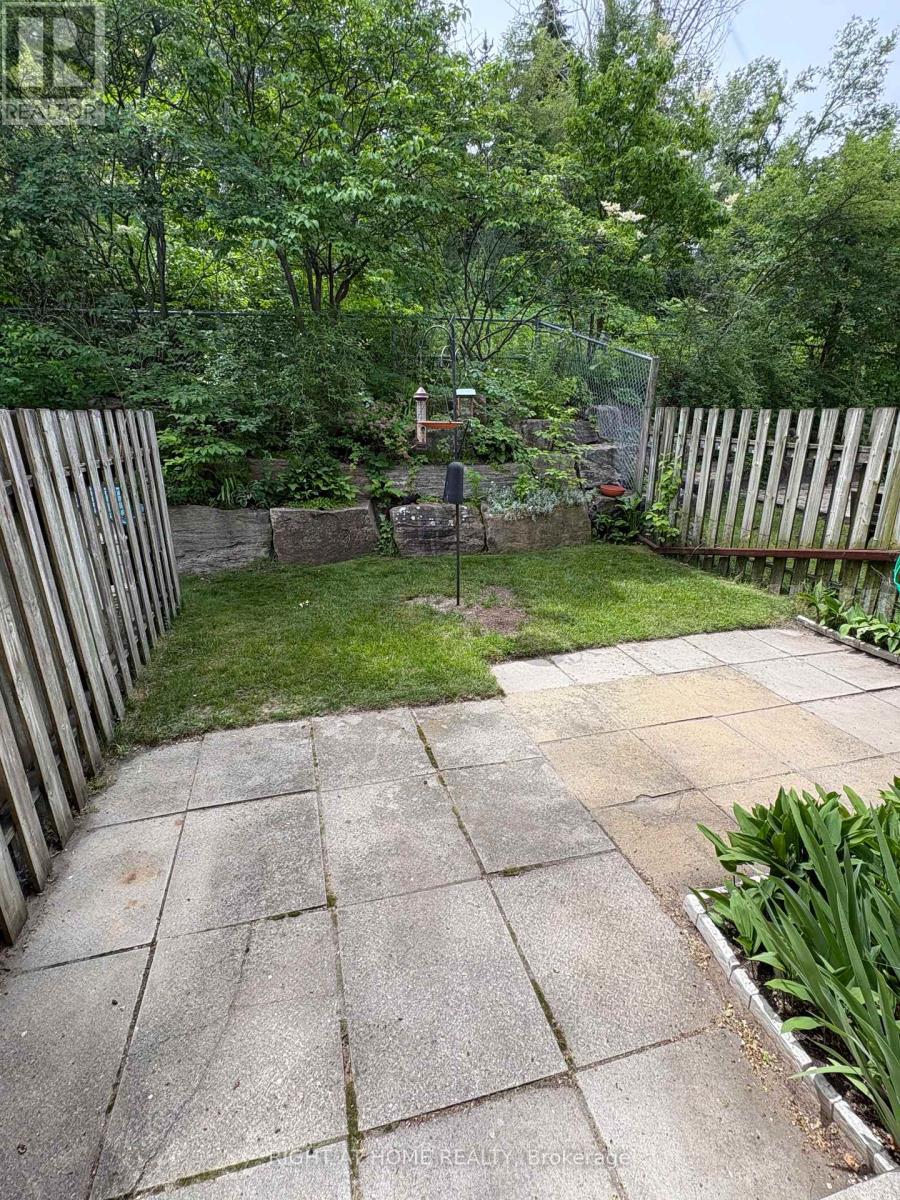23 - 52 Adelaide Street, Barrie, Ontario  L4N 3T5 - Photo 49 - S12915380