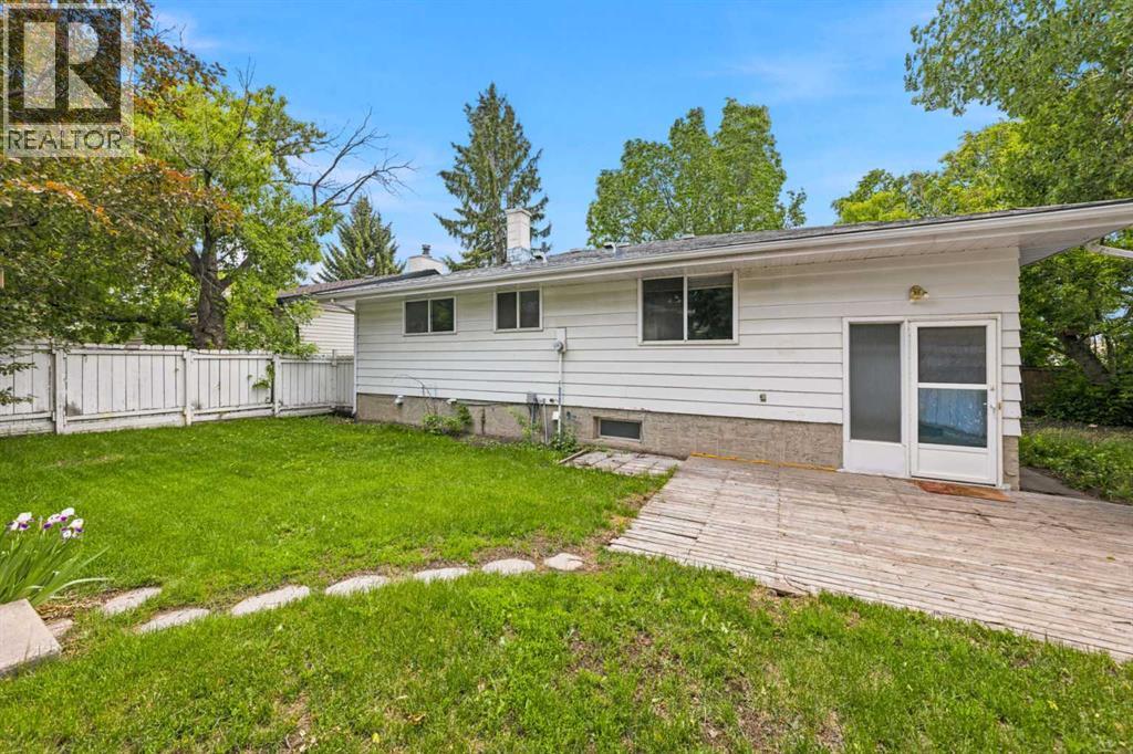 3248 Bearspaw Drive NW, Calgary, Alberta  T2L 1T3 - Photo 41 - A2322391