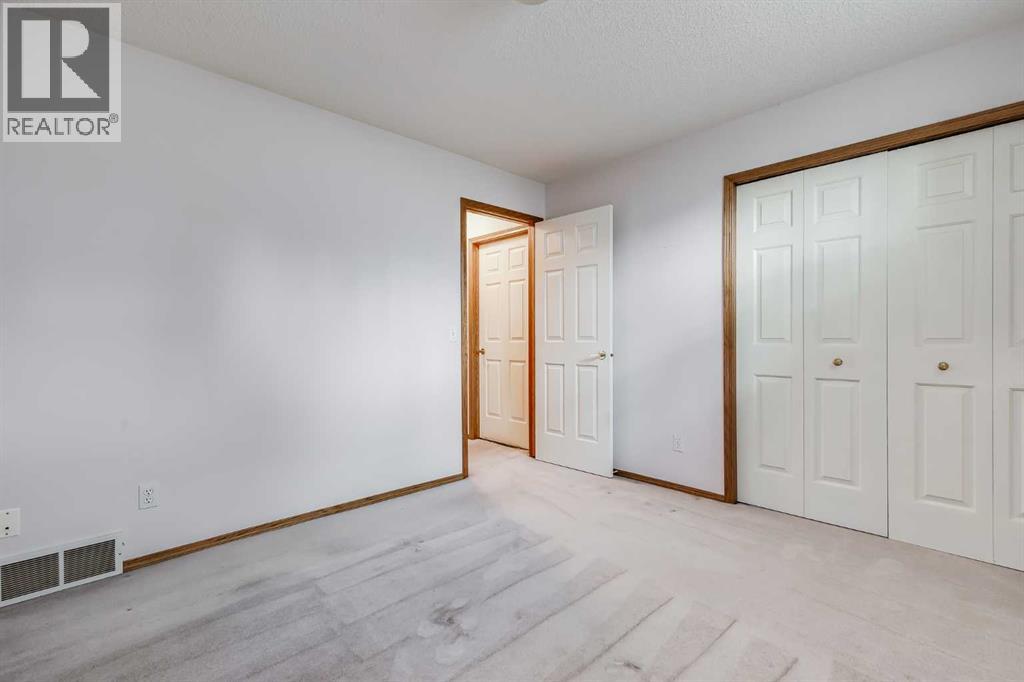 20 Douglasview Park Se, Calgary, Alberta  T2Z 2R9 - Photo 26 - A2323382