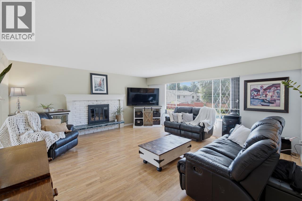 2413 Scott Place, Port Coquitlam, British Columbia  V3B 2E6 - Photo 4 - R3139811