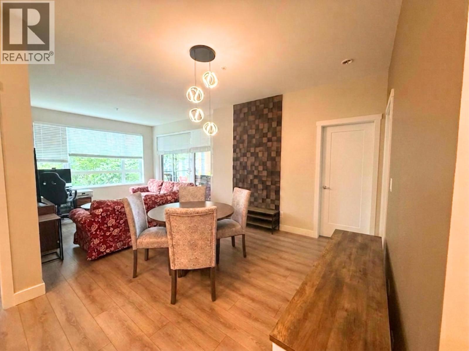 214 721 Anskar Court, Coquitlam, British Columbia  V3J 0L4 - Photo 5 - R3139817
