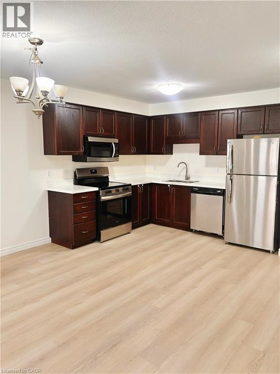 212 Countrystone Crescent, Kitchener, Ontario  N2N 3S1 - Photo 4 - 40842687