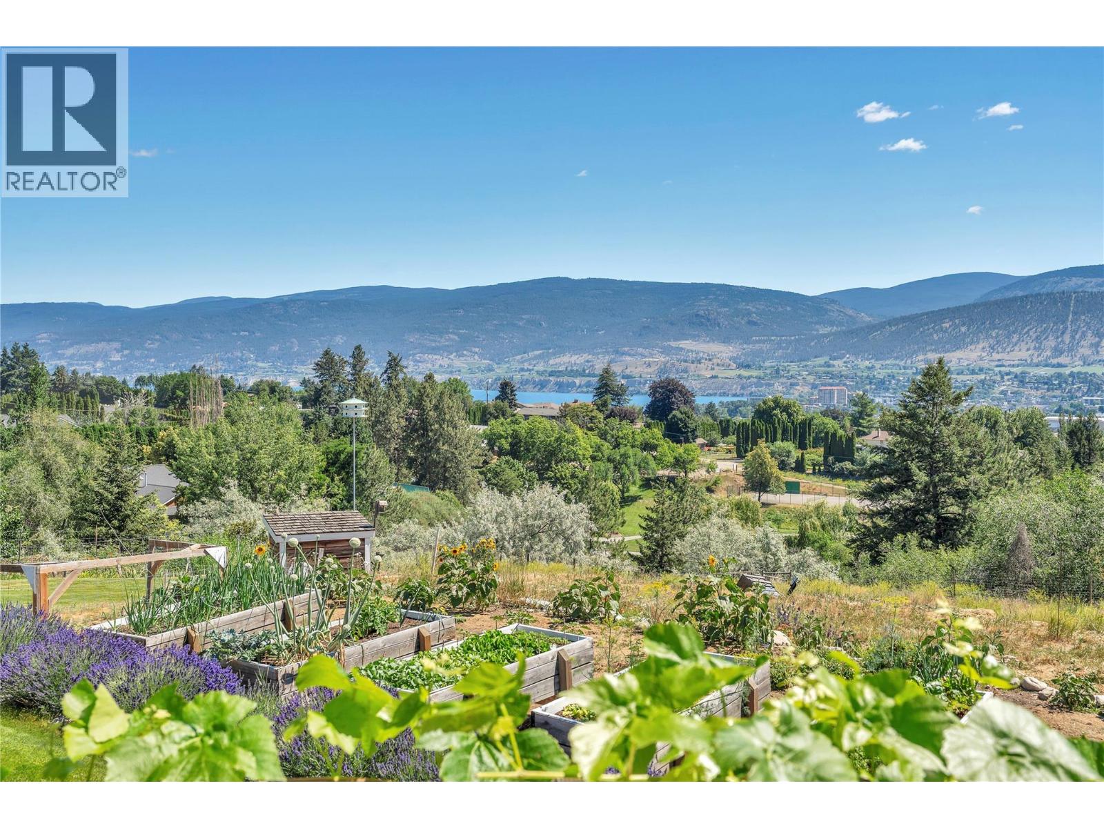 205 West Bench Drive, Penticton, British Columbia  V2A 8X8 - Photo 7 - 10392626