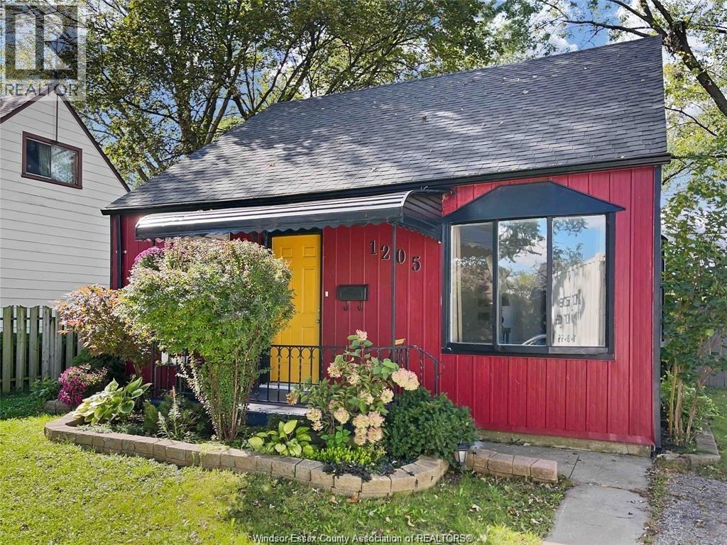 1205 OAK AVENUE, Windsor, Ontario