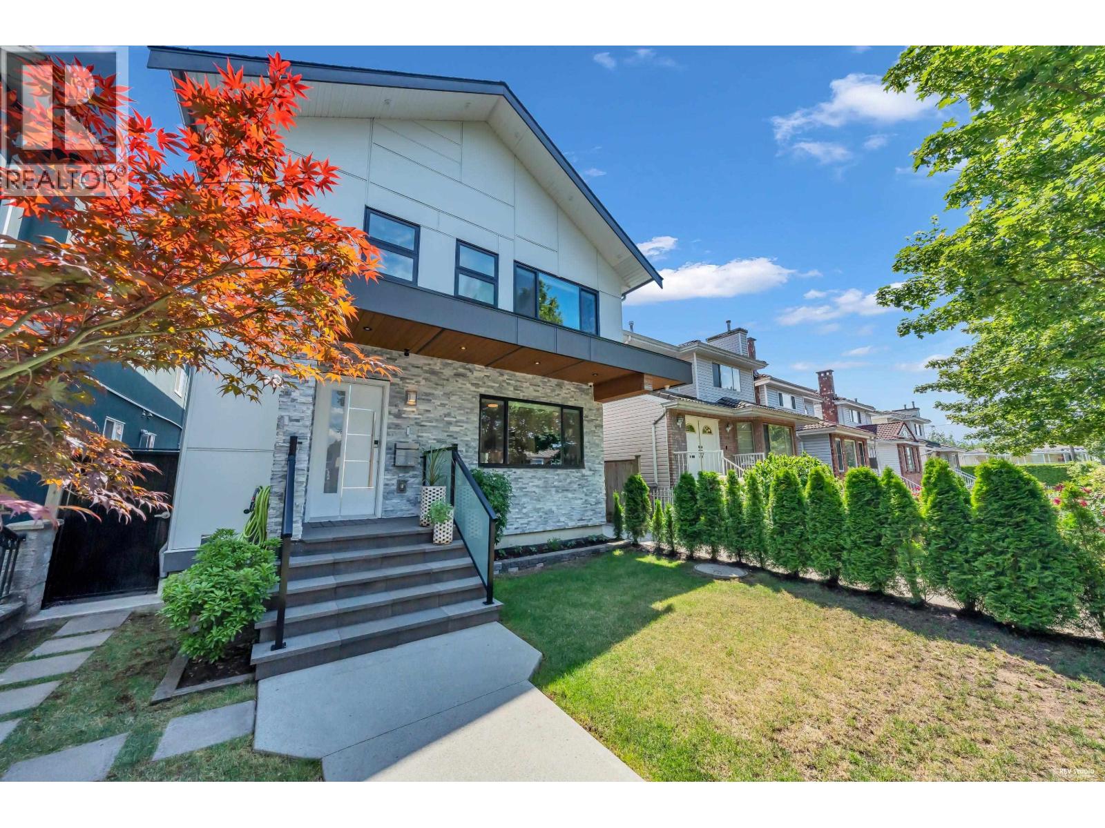3342 E 24th Avenue, Vancouver, British Columbia  V5R 1G4 - Photo 2 - R3139760