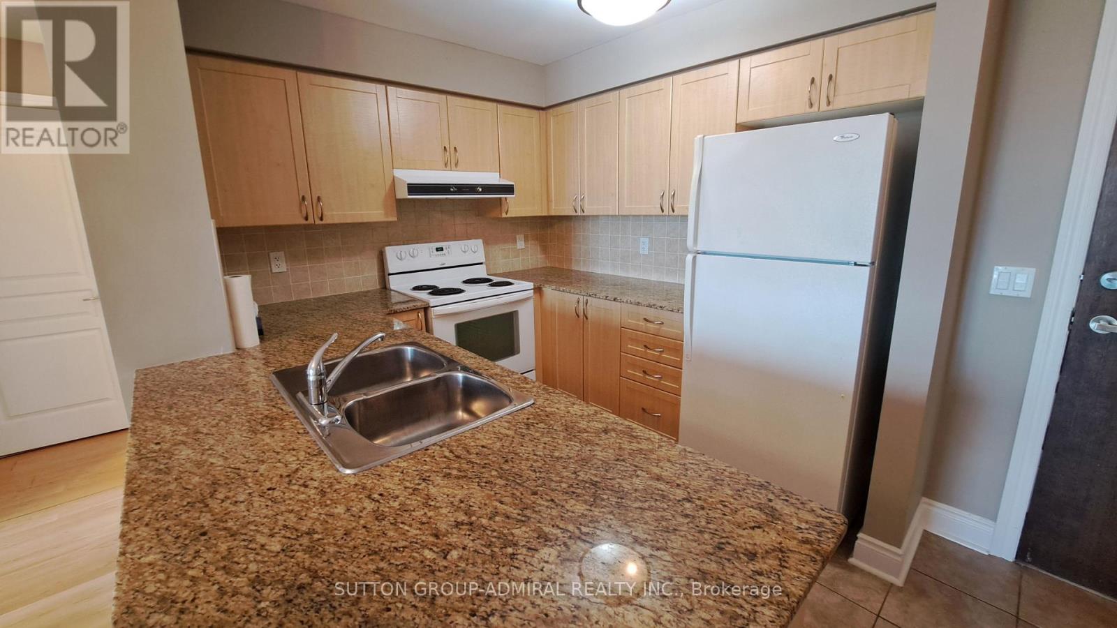#1712 - 7 North Park Road, Vaughan (Beverley Glen), Ontario  L4J 0C9 - Photo 9 - N13486560