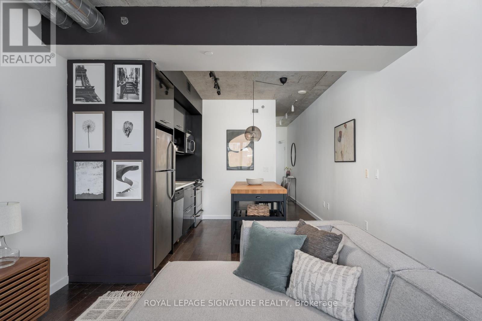 601 - 51 Trolley Crescent, Toronto, Ontario  M5A 0E9 - Photo 8 - C13456520